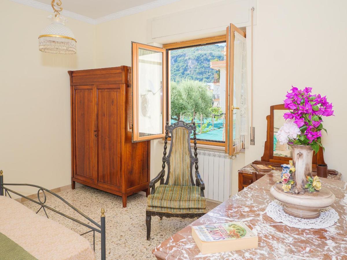 Aranci Apt 67 - Sorrento Centre And Vesuvius View Екстер'єр фото