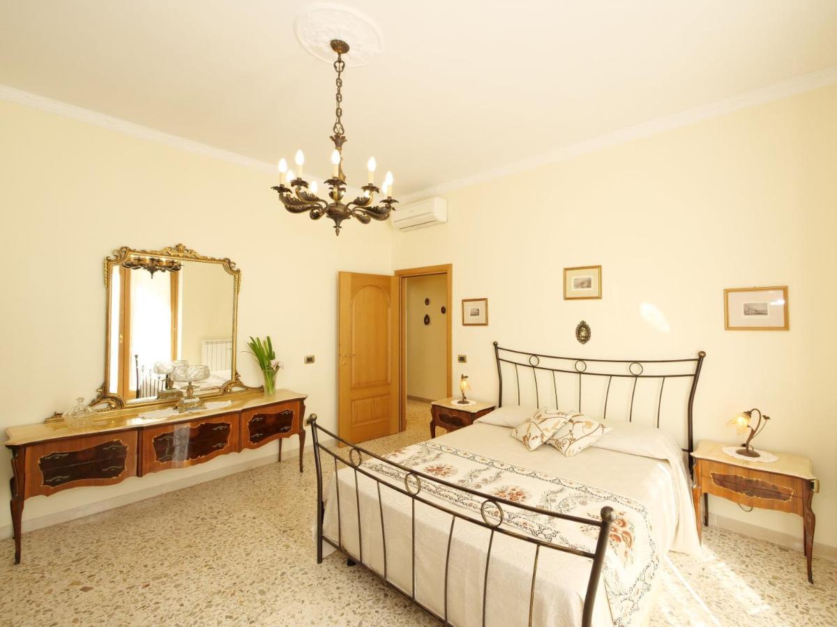 Aranci Apt 67 - Sorrento Centre And Vesuvius View Екстер'єр фото