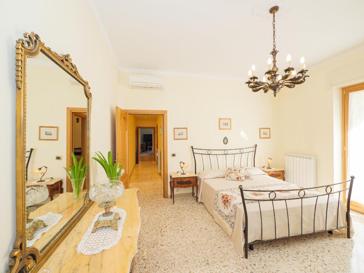 Aranci Apt 67 - Sorrento Centre And Vesuvius View Екстер'єр фото